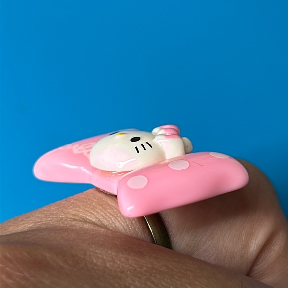 🖤New💕Barbie x Hello Kitty handcrafted ring - Picture 5 of 10